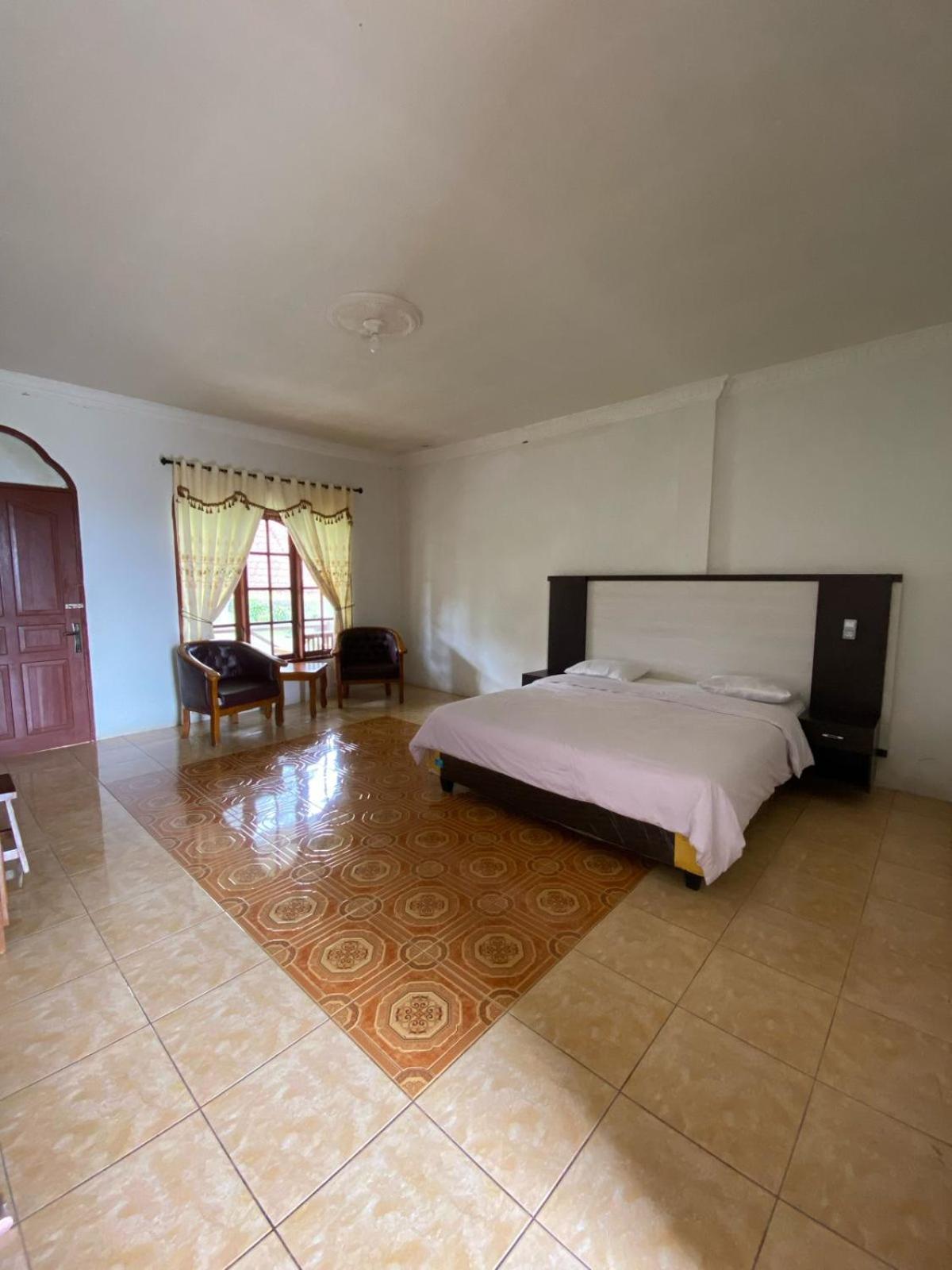 Sibayak Multinational Rest House Berastagi Ngoại thất bức ảnh